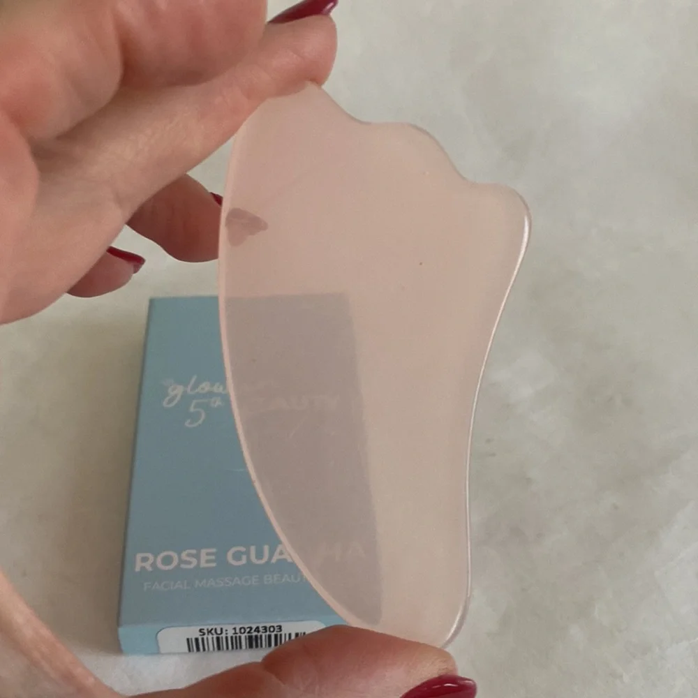 GLOW ON 5TH BEAUTY Rose Gua Sha NIB